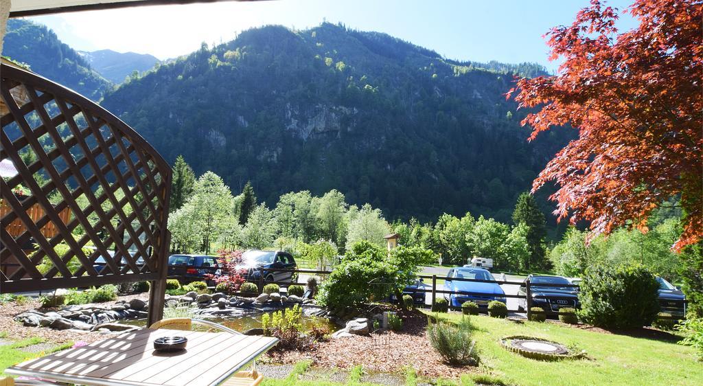Hotel Kuenstleralm Kaprun Bagian luar foto
